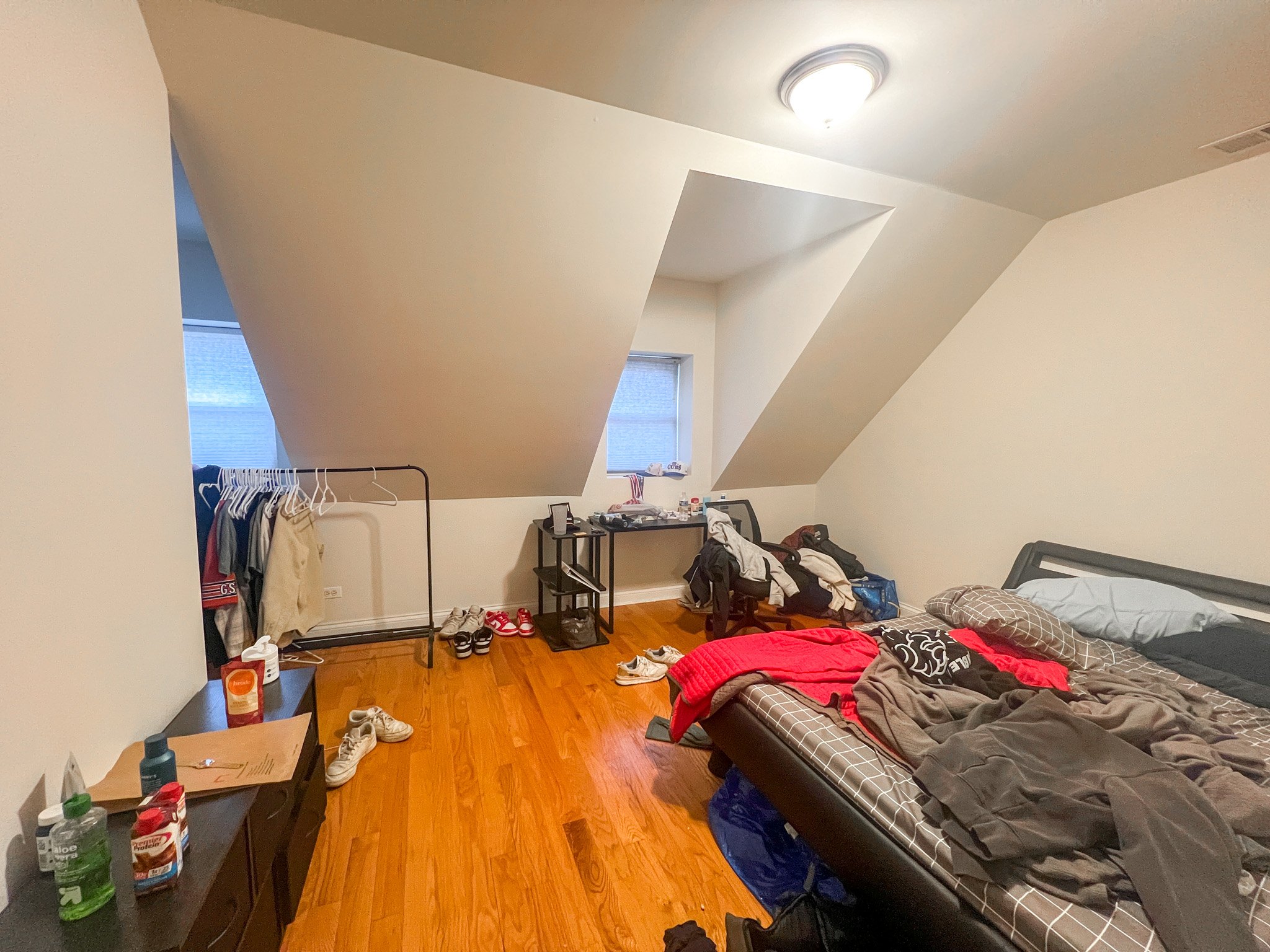 718-20 W Buckingham Pl 718-20 W Buckingham Pl., Chicago, IL 60657 - Leasing by Cross Street